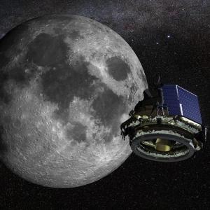 To the moon with Rocket Lab &amp; Moon Express: just $10,000 return