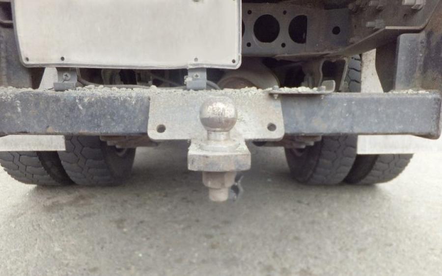 Second engineer suspended amid inquiries over towbars