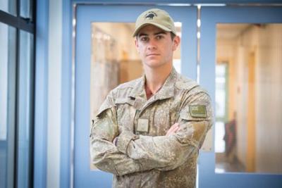 35-member New Zealand Defence Force engineering contingent left today for the Sinai Peninsula