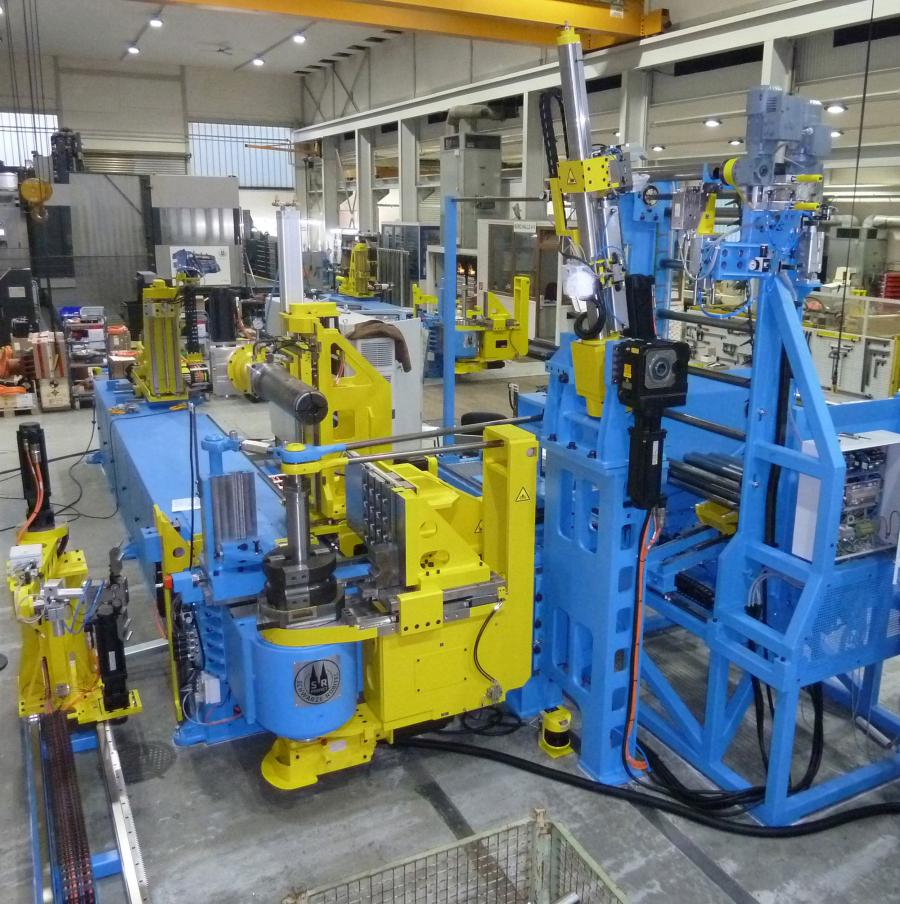 Fully automated bending cell - The bending cell by Schwarze-Robitec guarantees fully automated production processes – starting with material buffering to weld seam inspection to bending.