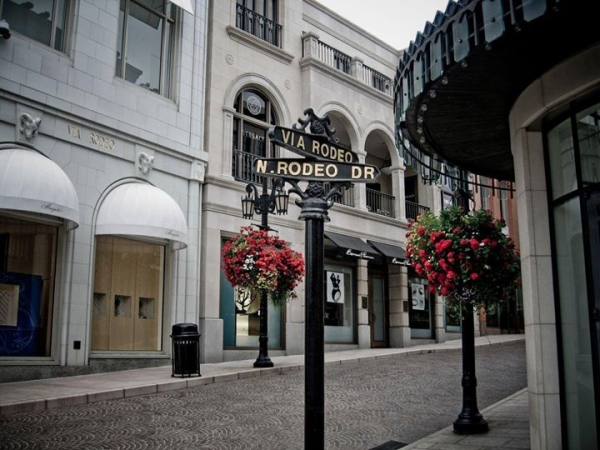 Los Angeles on SALE! LAX with Fi