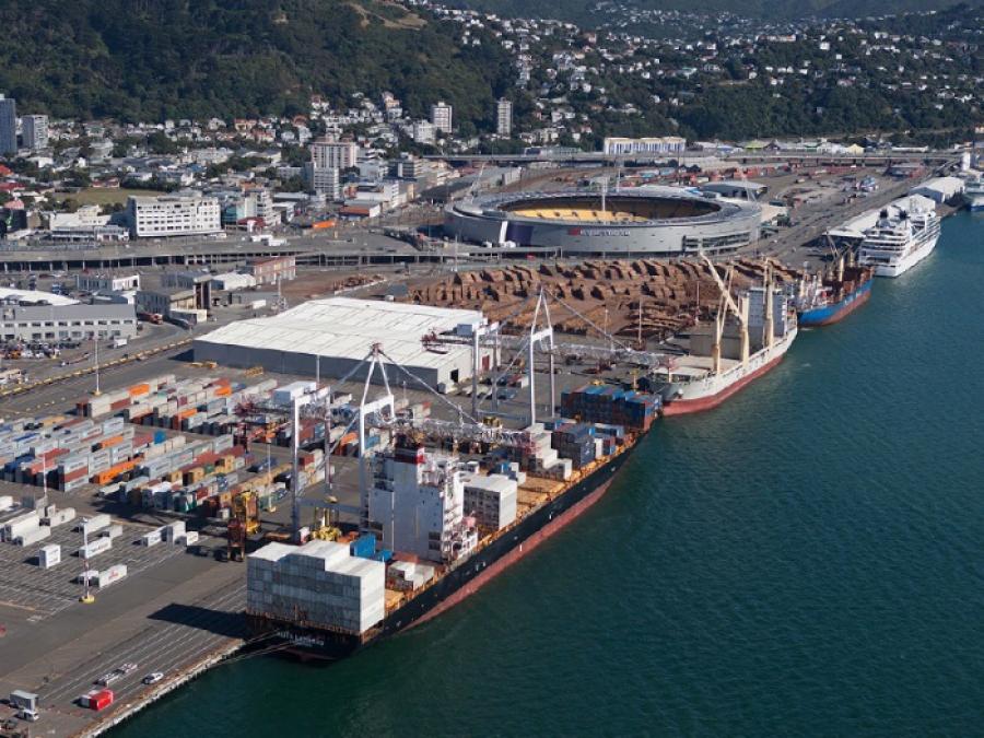 World’s largest shipping line returns to Wellington
