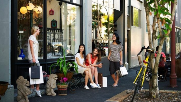 Melbourne from $479 return ex Ch