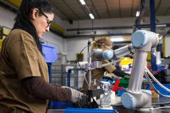 Universal Robots launches showroom of plug &amp; play applications
