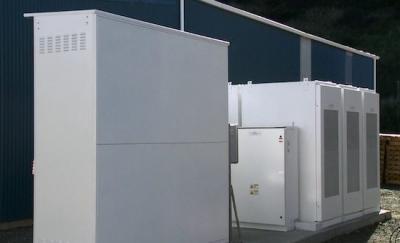 Tesla Powerpack battery added to wind turbine at NZ salt factory