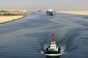 213 ships transit the Suez Canal in 5 days carrying 12m tonnes