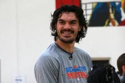 Adams buys new phone before haircut