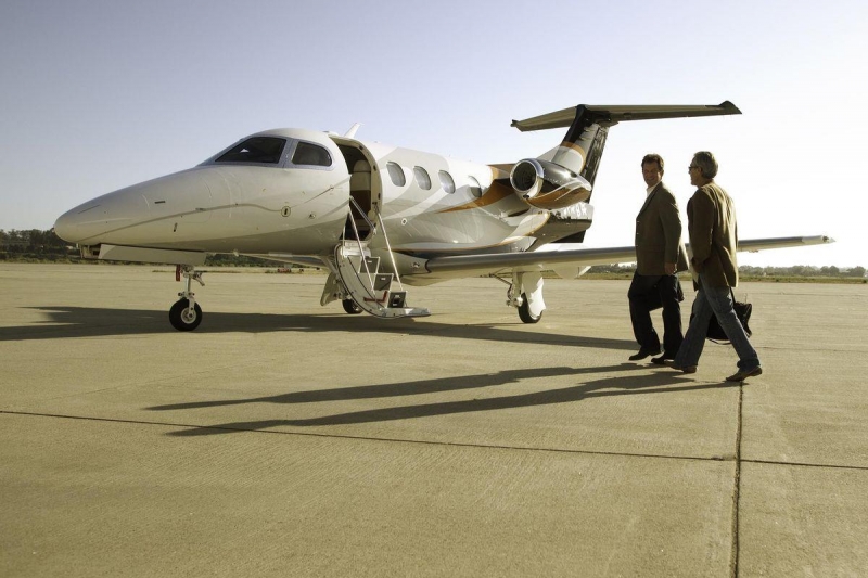 Sienna Charles Travel featured i