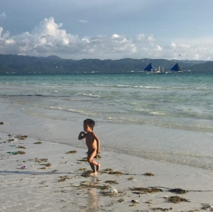 A little walk today... Reminds m