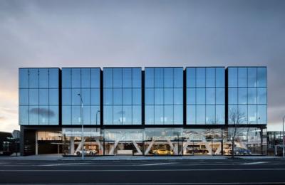 COMMERCIAL: Warren and Mahoney Architects in Auckland for 119 Great North Road. Photo: Simon Devitt.
