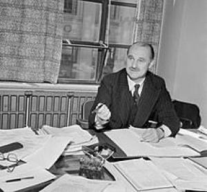 Bill Sutch Modern Dreyfus Overshadows Keith Ovenden Son in Law