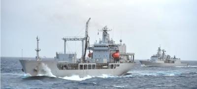 Port Taranaki welcomes Endeavour home on final visit