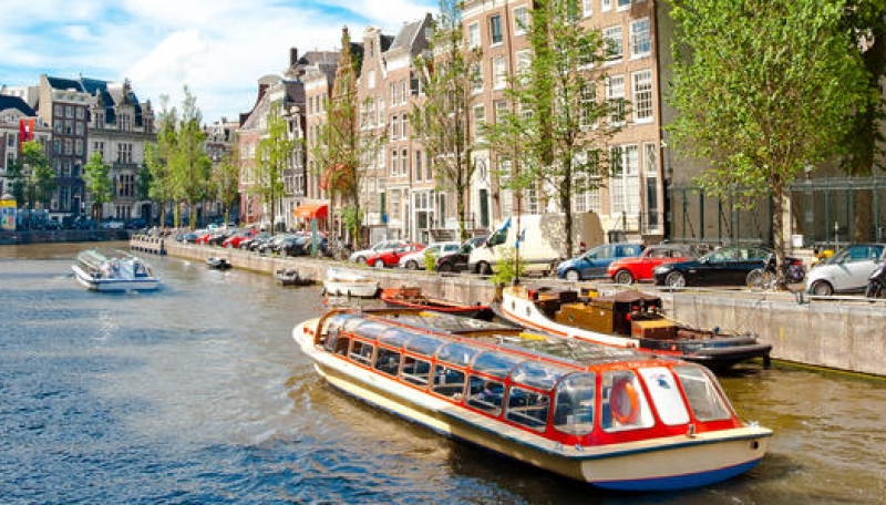 It&#039;s Travel O&#039;Clock 13-8-17 / Mo