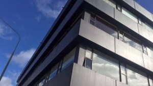 They ought&amp;#039;a use graffiti gard!