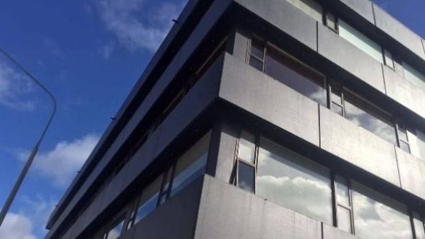 They ought&amp;#039;a use graffiti gard!