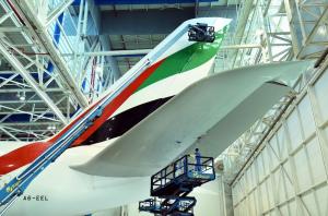 Emirates showcases environment friendly aircraft cleaning technique