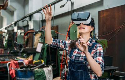 Three wearables for your factory