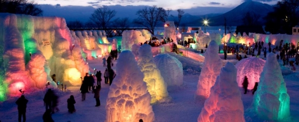 Mondo Travel O&amp;#039;Clock - 8 Dec 201