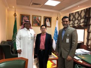 Taken at King Saud University, from left: Professor Abdullah Aldahmash, director of the university’s Prince Naif Research Centre, Dr Hong Sheng Chiong and Dr Zakiuddin Ahmed programme director of RAHAH.